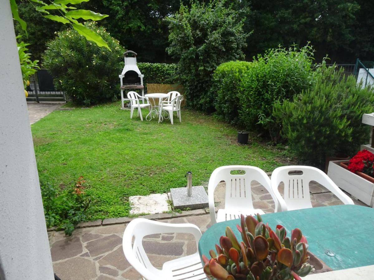 Appartamento Verdi Colline Moniga del Garda Exterior foto